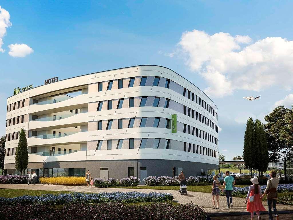 Ibis Styles Budapest Airport Hotel Vecses Ngoại thất bức ảnh