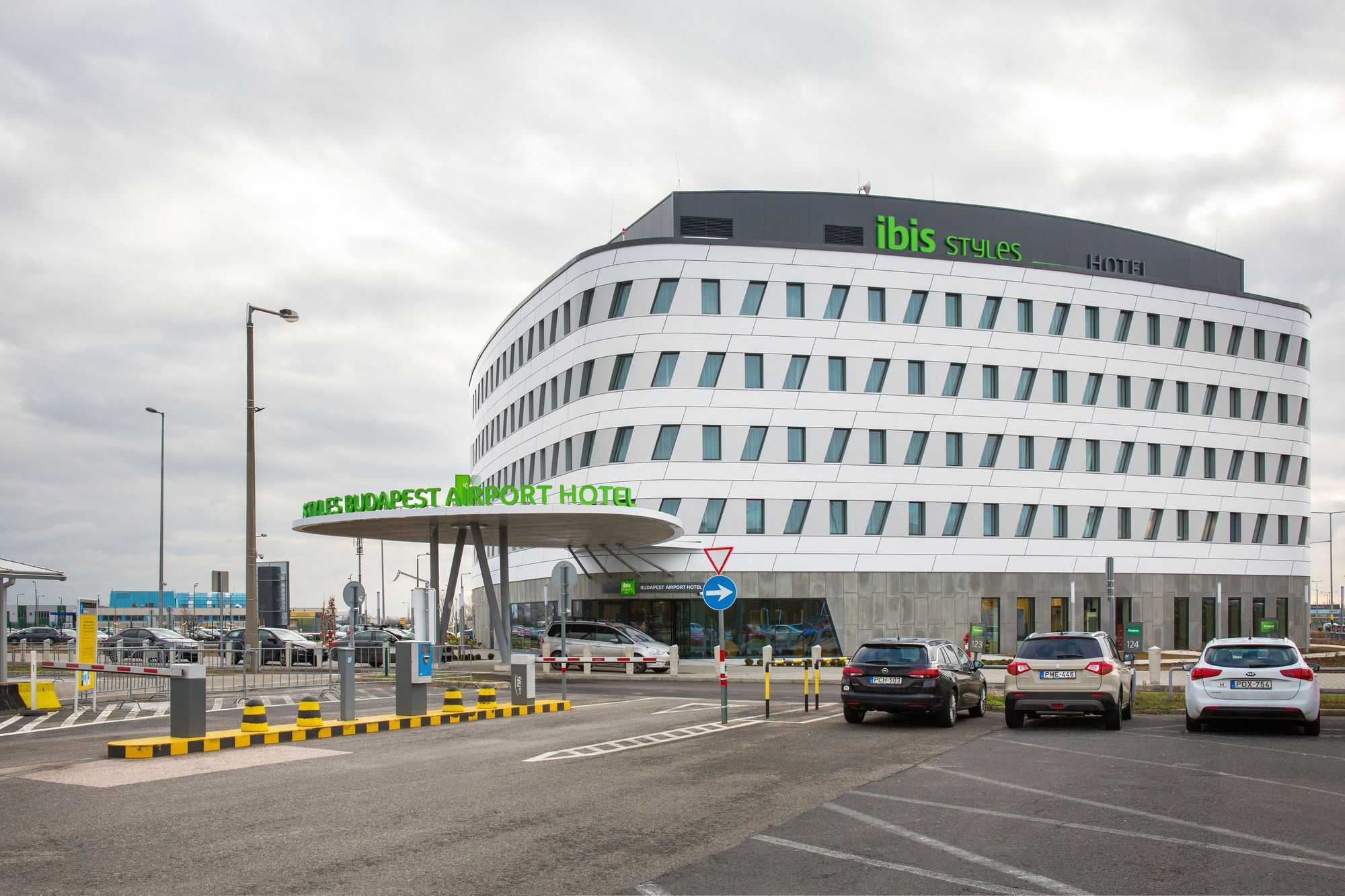 Ibis Styles Budapest Airport Hotel Vecses Ngoại thất bức ảnh